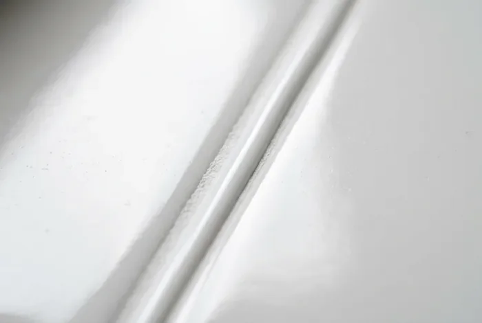 Méthodes efficaces pour nettoyer un joint silicone noirci